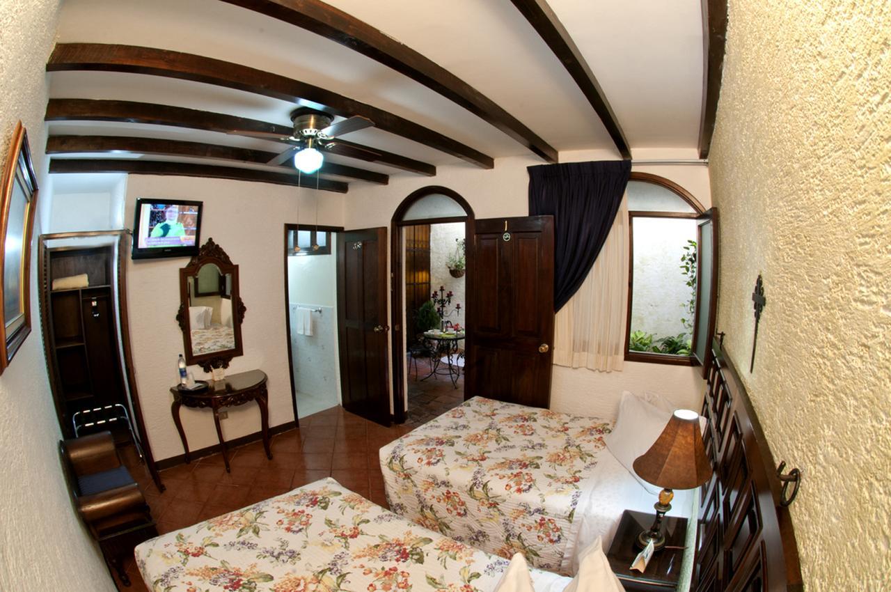 Casa Florencia Hotel Антигуа-Гватемала Экстерьер фото