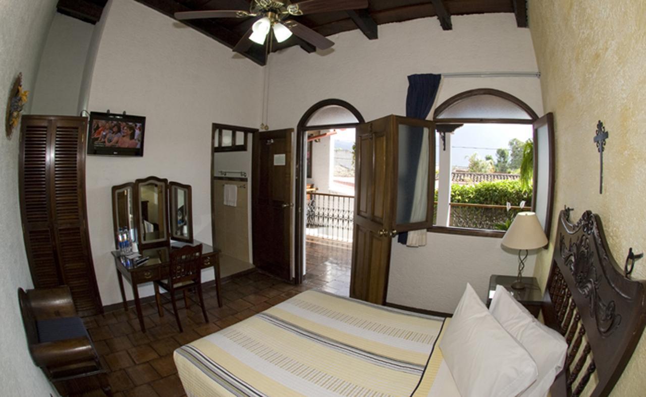 Casa Florencia Hotel Антигуа-Гватемала Экстерьер фото